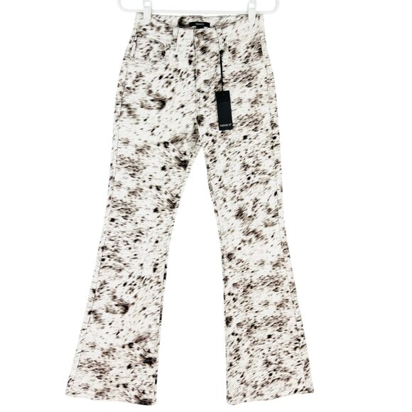 NWT Forever 21 Women's Brown & White Animal Print Flared Jeans Mid Rise Size 26 - Picture 1 of 14